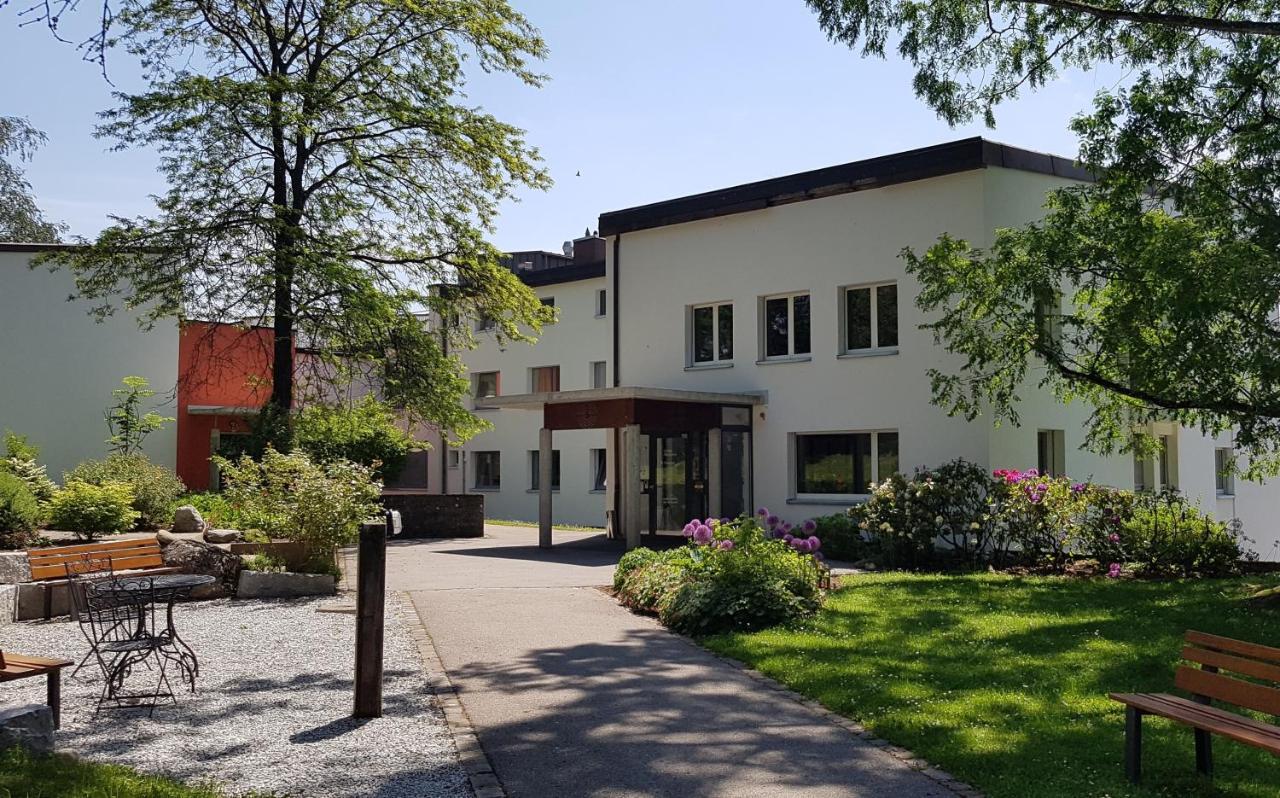 فندق Le Domaine Villars-Sur-Glane المظهر الخارجي الصورة